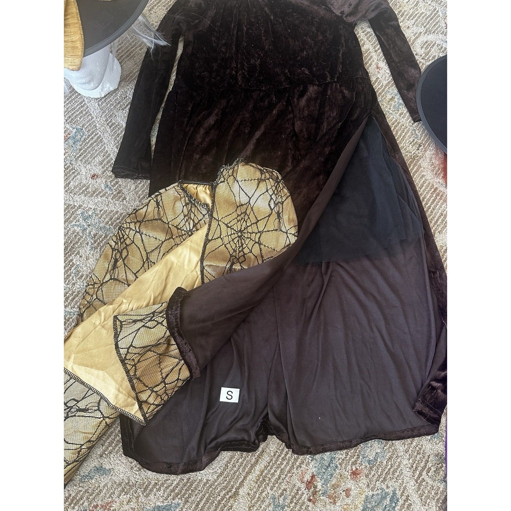 Brown Velvet Witch Costume With Gold Cape And Hat With Bow Small Adult Or Lg Ch - Picture 2 of 8